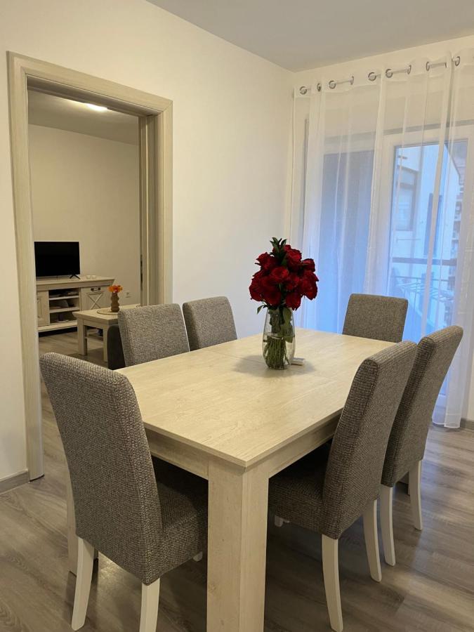 Orlando Apartman Kotor Luaran gambar