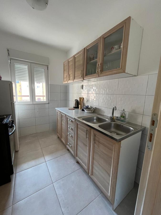 Orlando Apartman Kotor Luaran gambar