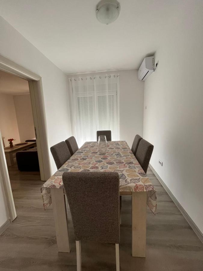 Orlando Apartman Kotor Luaran gambar